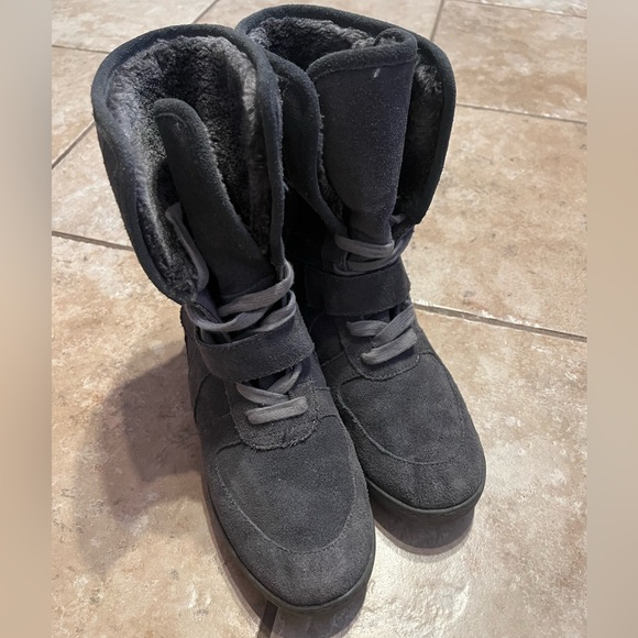 Ash women gray suede fur platform sneaker boots US 6-7 - Picture 2 of 9